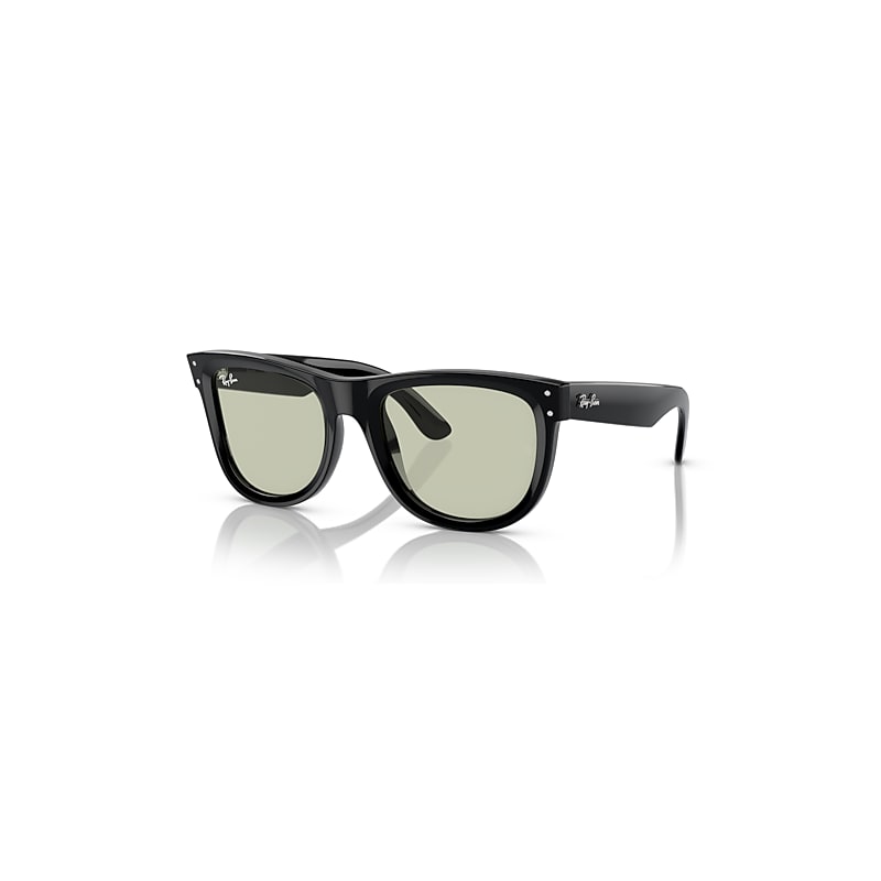 Ray-Ban Sunglasses  Wayfarer Reverse - Black Frame Green Lenses 50-22, RBR0502S