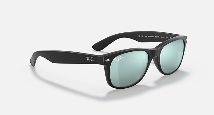 NEW WAYFARER FLASH Sunglasses in Rubber Black and Silver Flash