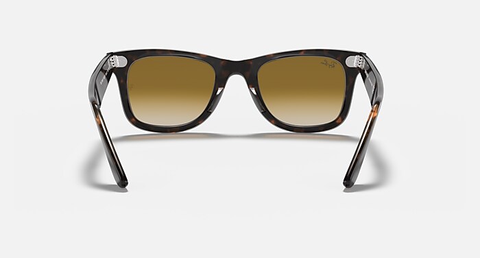 ORIGINAL WAYFARER CLASSIC Sunglasses in Tortoise and Light Brown