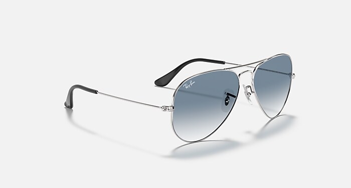 AVIATOR GRADIENT サングラス シルバー と ライトブルー諧調 (58-14
