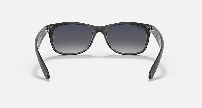 レイバン公式ストア】 Ray-Ban® NEW WAYFARER CLASSIC サングラス 