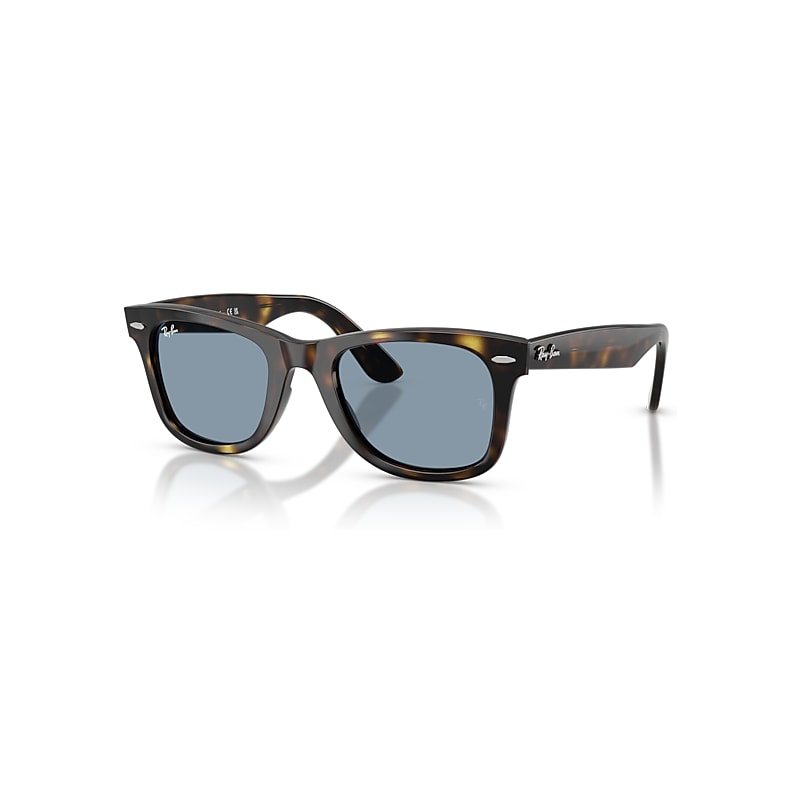 Ray-Ban Unisex Sunglass Wayfarer Ease - Frame color: Havana, Lens color: Blue - Image 3