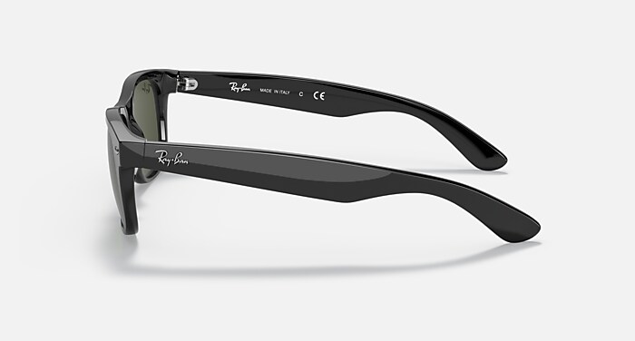 NEW WAYFARER CLASSIC Sunglasses in Black and G-15 Green - RB2132 