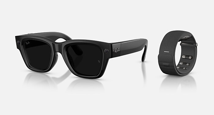 META RAY-BAN DISPLAY AI Glasses in Black and Clear/Grey (51-23