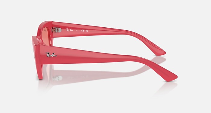 レイバン公式ストア】 Ray-Ban® ZENA BIO-BASED サングラス | レッド