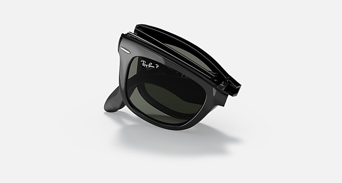 WAYFARER FOLDING CLASSIC Sunglasses in Black and G-15 Green 