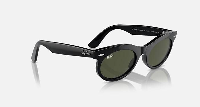 WAYFARER OVAL Sunglasses in Black and Green - RB2242F | Ray-Ban® US