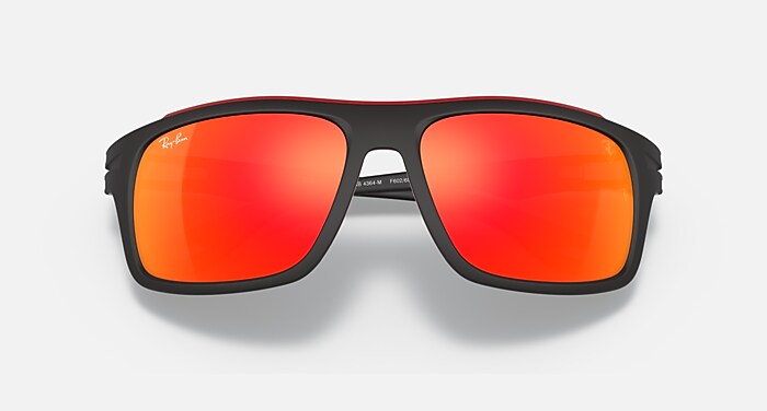 RB4364M SCUDERIA FERRARI COLLECTION サングラス ブラック と レッド