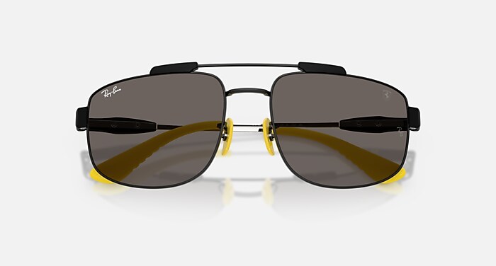 Ray-Ban Ferrari サングラス RB3789M SCUDERIA FERRARI COLLECTION Sunglasses in Black and Dark