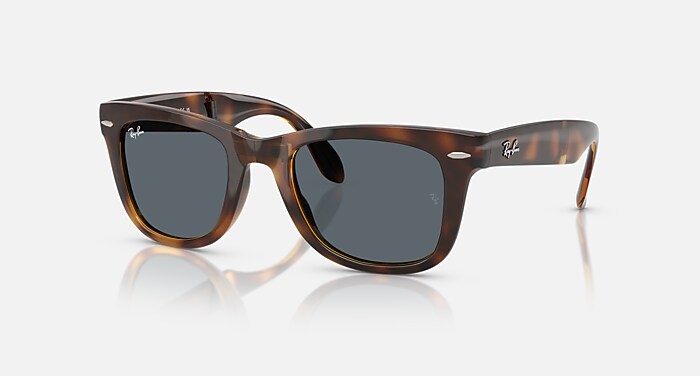 WAYFARER FOLDING CLASSIC Sunglasses in Havana and Blue - RB4105
