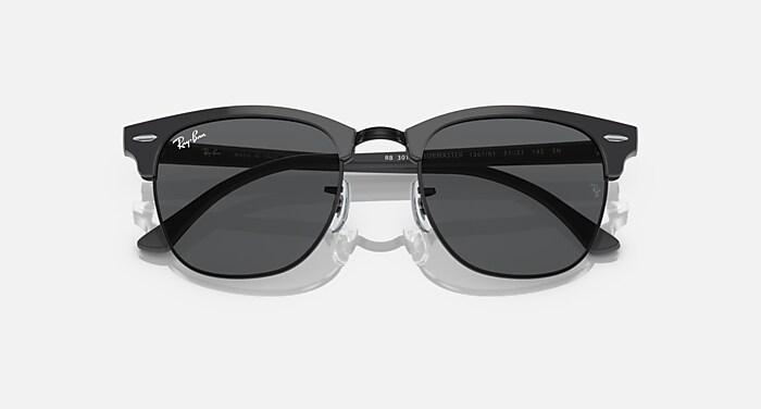 セール中 新品Ray-Banレイバンサングラスブラック CLUBMASTER CLUBMASTER CLASSIC サングラス ブラック上にグレー と ダークグレー