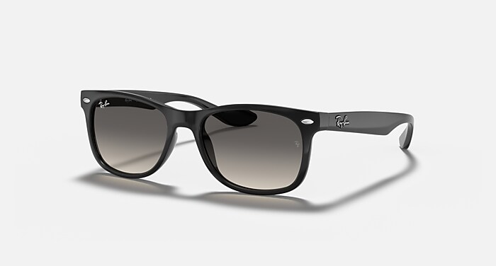 NEW WAYFARER KIDS Sunglasses in Black and Light Grey/Dark Grey (48