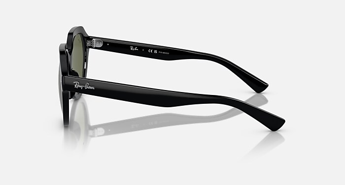 GINA Sunglasses in Black and Green Polarized - RB4399 | Ray-Ban® EU