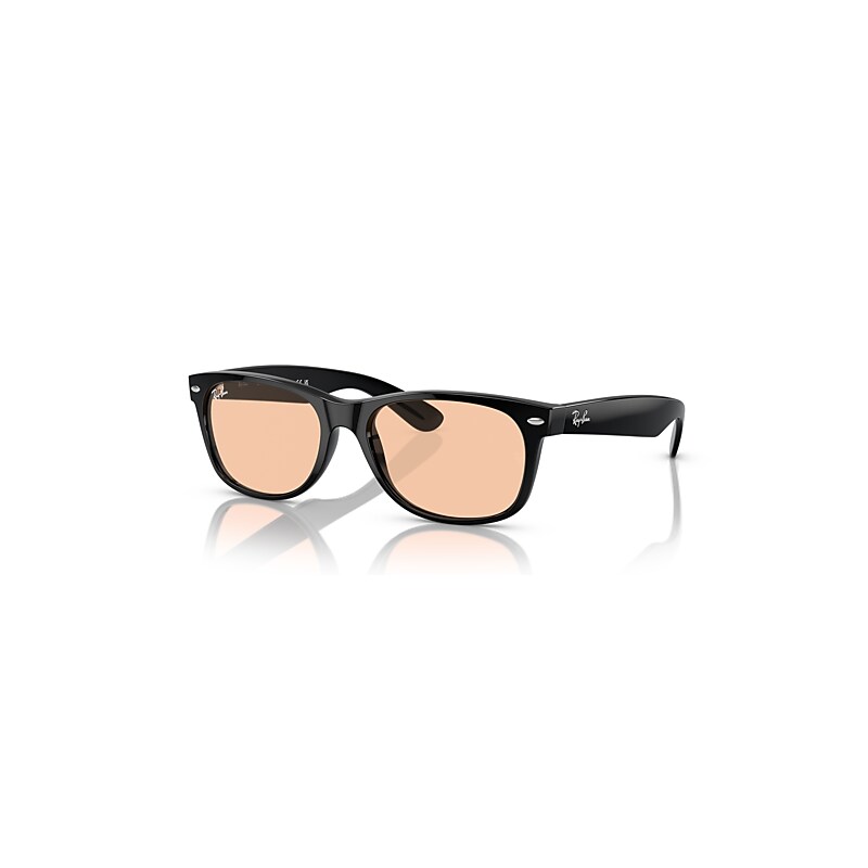 Ray-Ban New Wayfarer Classic Sunglasses Black Frame Pink Lenses 55-18