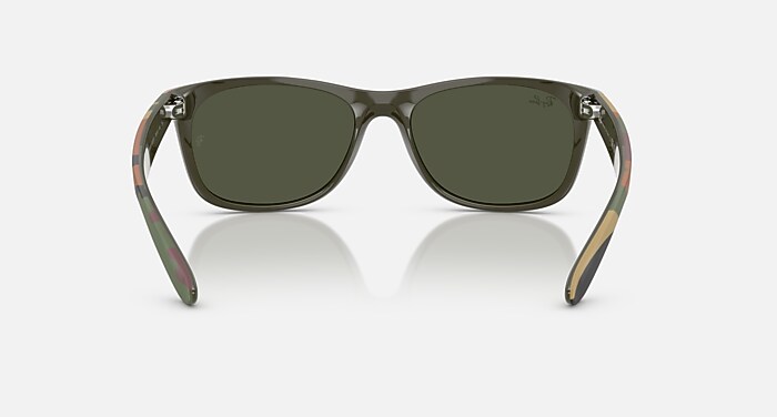 NEW WAYFARER CLASSIC Sunglasses in Green & Green Camuflage and