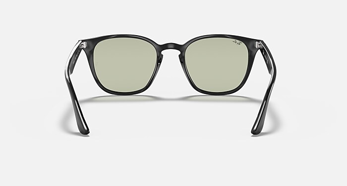 RB4258 Sunglasses in Black and Light Green Classic - RB4258F | Ray