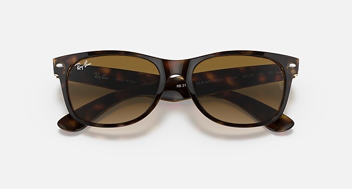 NEW WAYFARER CLASSIC Sunglasses in Light Havana and Light Brown