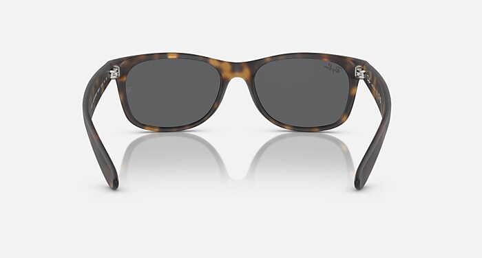NEW WAYFARER CLASSIC Sunglasses in Havana and Dark Grey - RB2132