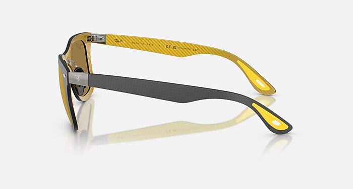 レイバン公式ストア】 Ray-Ban® SCUDERIA FERRARI MONZA LTD | RB8395M