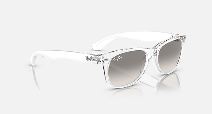 Óculos de Sol NEW WAYFARER CLASSIC em Transparente e Cinza