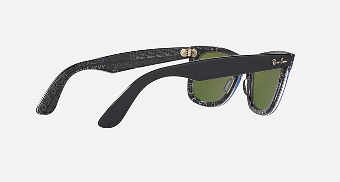 ORIGINAL WAYFARER PIXEL Sunglasses in Blue and Blue Mirror