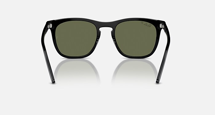 Ray-Ban サングラス RB2210 901/31 RB2210 Polarized Sunglasses in Black and Green Polarized (53-21