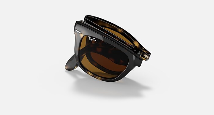 レイバン公式ストア】 Ray-Ban® WAYFARER FOLDING CLASSIC サングラス 