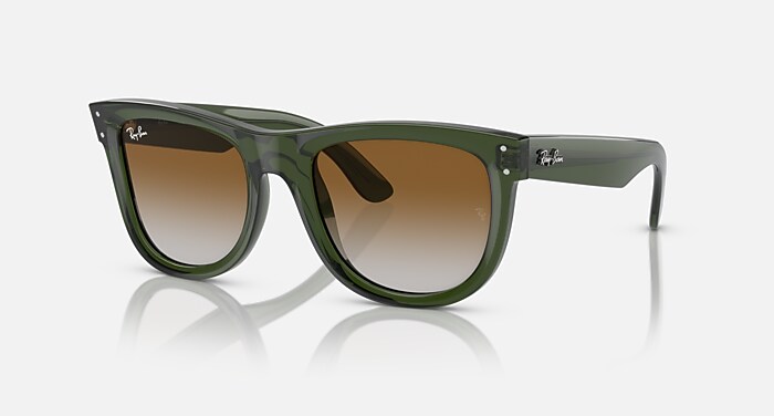 WAYFARER EASE Sunglasses in Light Havana and G-15 Green (50-22
