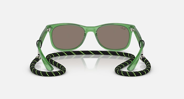 NEW WAYFARER KIDS Sunglasses in Opal Green and Dark Gold (47-15