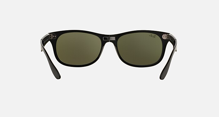 NEW WAYFARER FOLDING LITEFORCE Sunglasses in Black and Silver