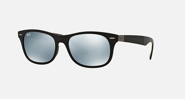 【B&L】Ray-Ban FOLDING WAYFARER 　イタリア製 NEW WAYFARER FOLDING LITEFORCE Sunglasses in Black and Silver