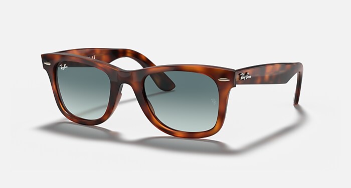WAYFARER EASE サングラス レッドハバナ と ブルー諧調 (50-22