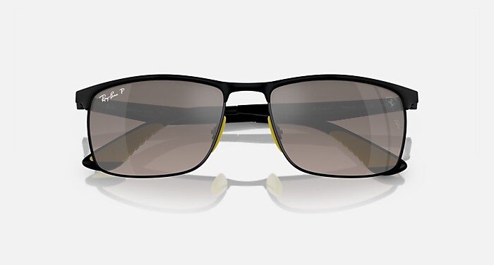 レイバン公式ストア】 Ray-Ban® RB3726M SCUDERIA FERRARI COLLECTION