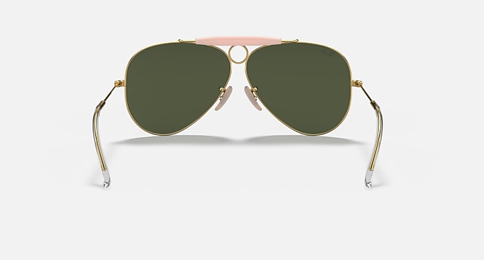ray ban cigarette holder Occhio - The new limited edition @maisonvalentino #sunglasses now are available in store #OCCHIOOPTICAL #valentinosunglasses #valentino #details #chain #hexagon #occhiosunglasses #sunglasses Ban and Dolce Most iconic sunglasses in movies