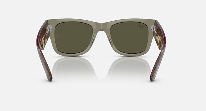 MEGA WAYFARER サングラス トランスペアレントグリーン と シルバー
