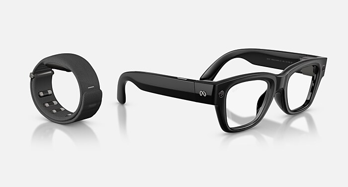 META RAY-BAN DISPLAY AI Glasses in Black and Clear/Grey (54-23