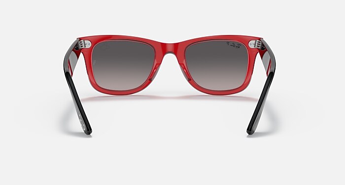 RB2140 WAYFARER MICKEY J22 Polarized Sunglasses in Transparent Red