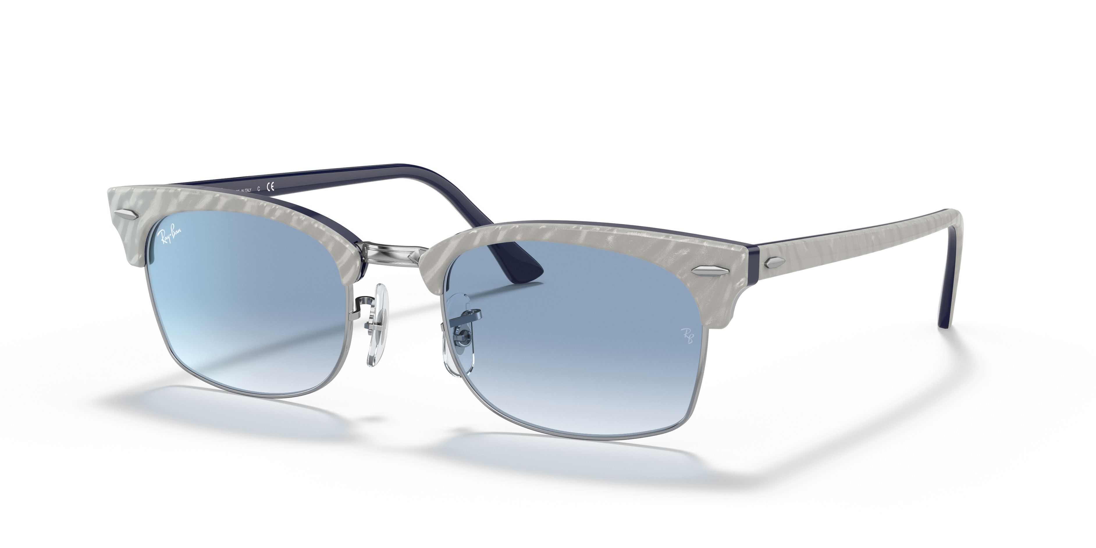 Ray Ban R&b 8402 Clubmaster Square Les lunettes de soleil Gris clair en Dégradé Bleu ...
