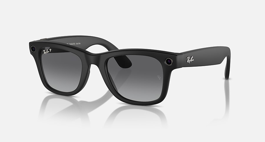 Wayfarer Gen 1, Black · Graphite Polarized: Quarter