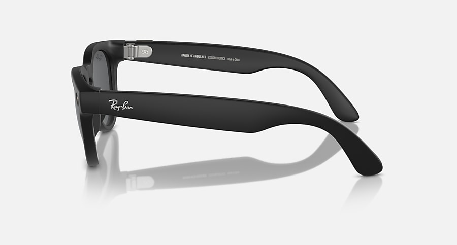 Headliner Gen 1, Black · Charcoal Black: Lateral